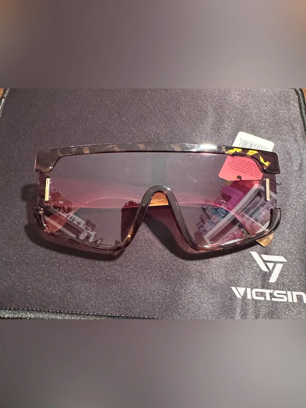 Tortoiseshell Sunglasses with Amber Temples and Brown Lenses S36
